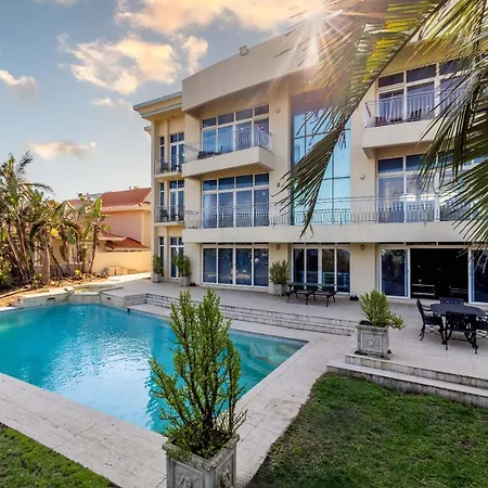 Self-Catering At Ocean Breeze Apartment Durban Exterior photo