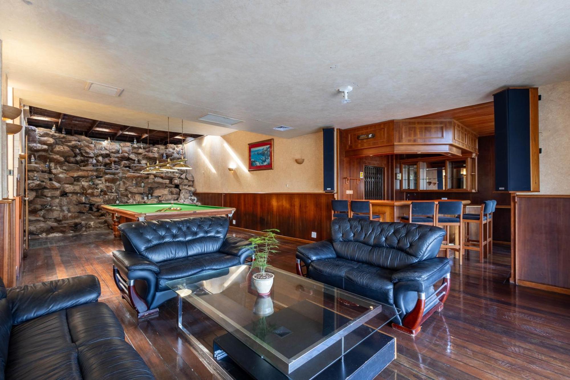 Self-catering At Ocean Breeze Apartamento