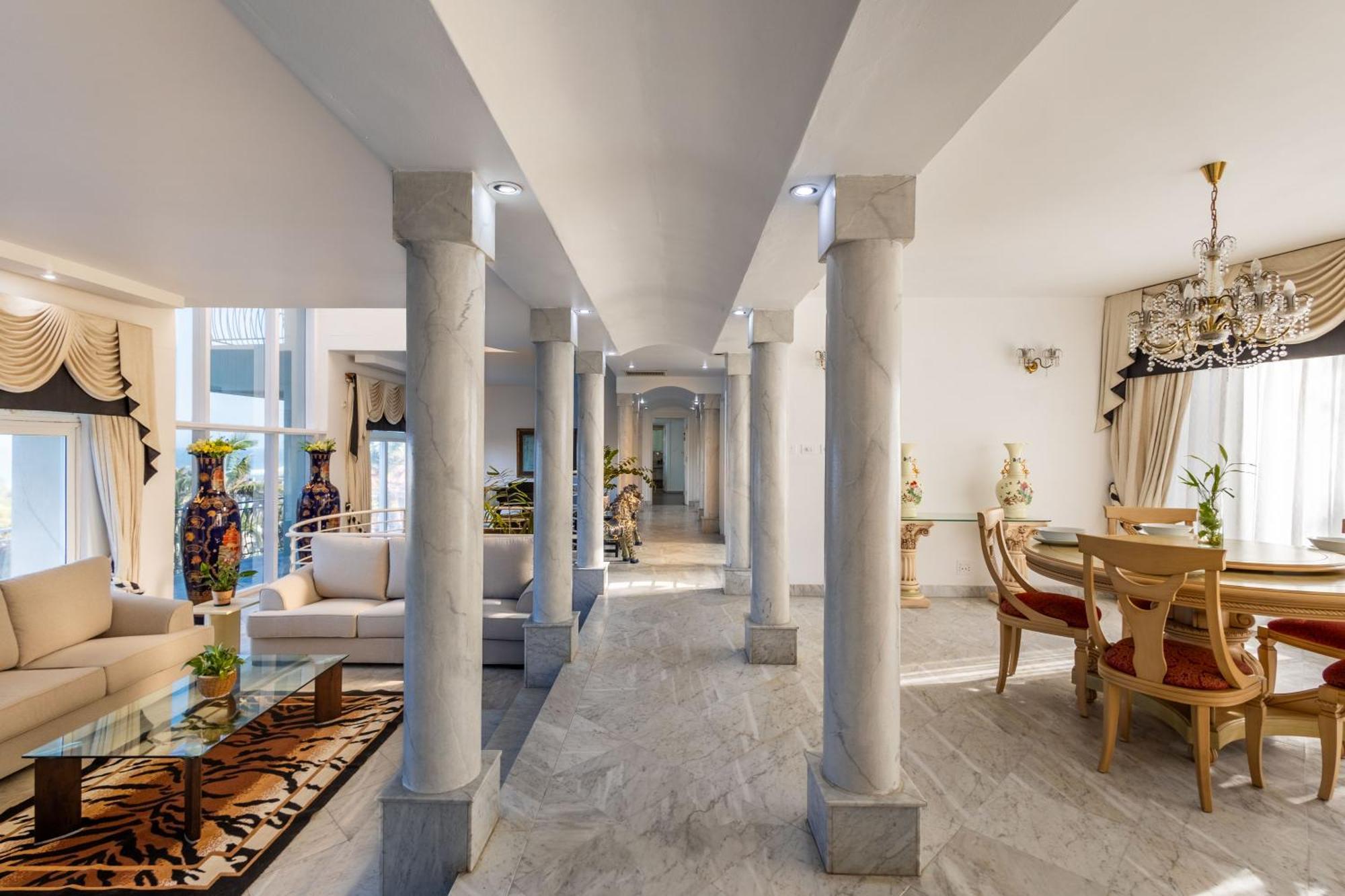 Self-catering At Ocean Breeze